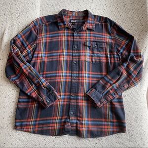 Patagonia Men’s Navy/Red Lightweight Fjord Flannel